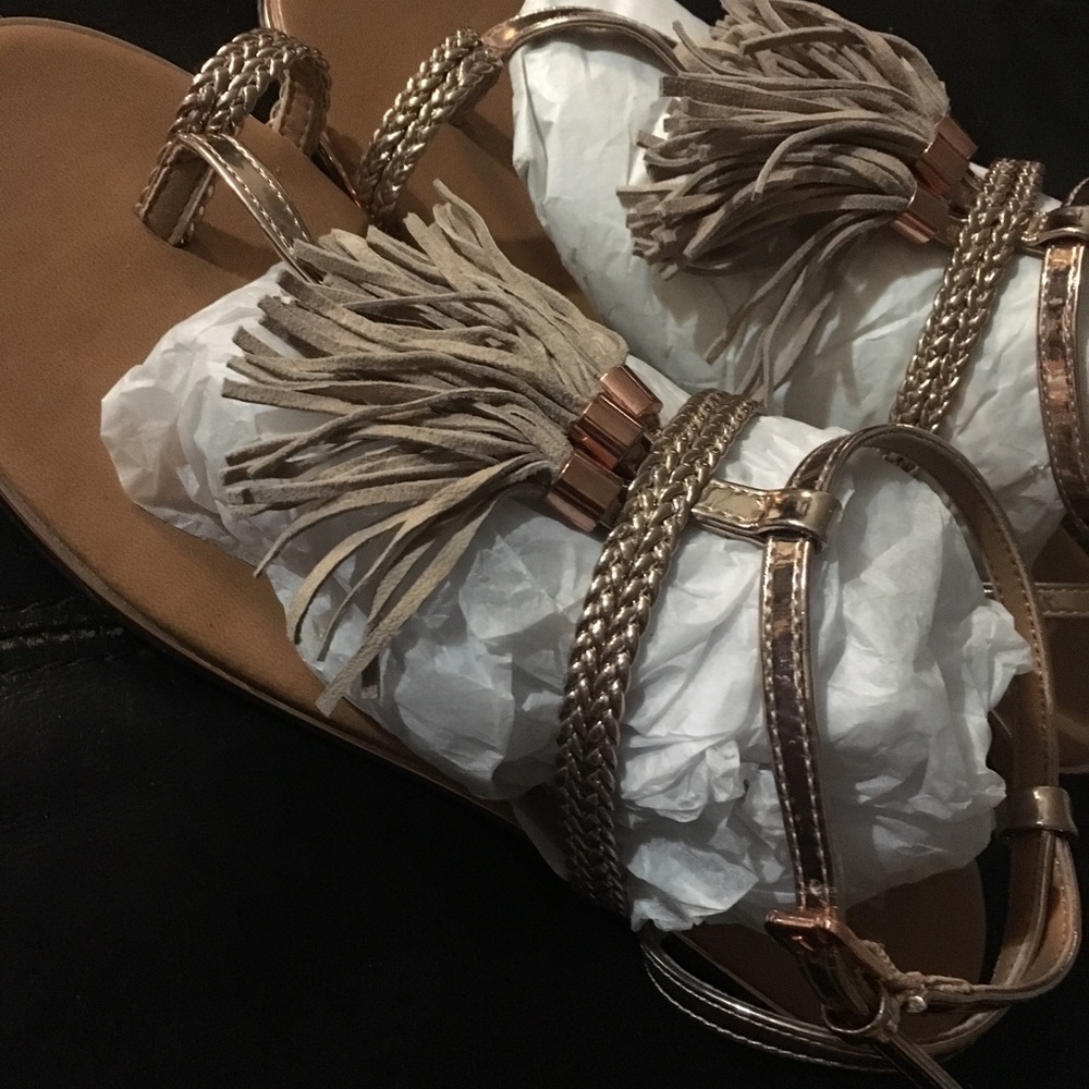 Sandals - Picture 6 of 6